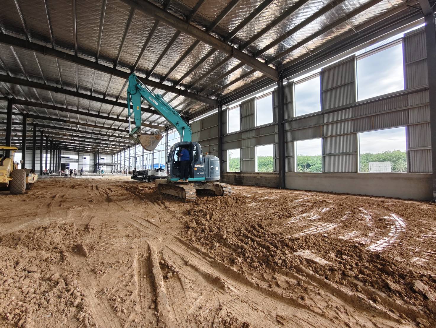 31 - https://สุนทรแม็คโครรับจ้าง.com | บริการให้เช่ารถแม็คโคร PC30-200 หัวเจาะ หัวสว่าน รถ 6 ล้อ 10 ล้อ รับเหมาถมที่ เคลียร์ริ่งพื้นที่ ขนขยะโรงงาน ส่งหิน ดิน ทราย พื้นที่ชลบุรี-ระยอง ครบวงจร งานดี บริการไว ราคามาตรฐาน โทรปรึกษาเราได้ทันที