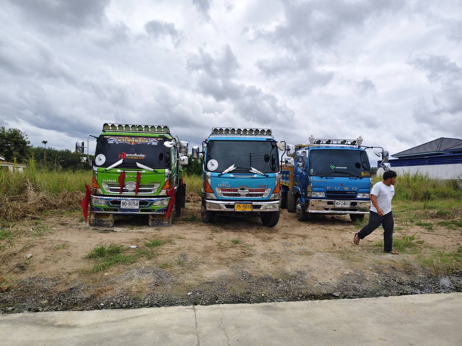 45 - https://สุนทรแม็คโครรับจ้าง.com | บริการให้เช่ารถแม็คโคร PC30-200 หัวเจาะ หัวสว่าน รถ 6 ล้อ 10 ล้อ รับเหมาถมที่ เคลียร์ริ่งพื้นที่ ขนขยะโรงงาน ส่งหิน ดิน ทราย พื้นที่ชลบุรี-ระยอง ครบวงจร งานดี บริการไว ราคามาตรฐาน โทรปรึกษาเราได้ทันที